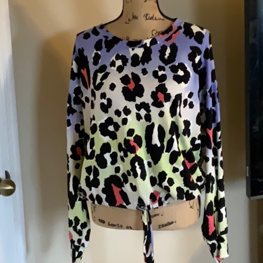 ANIMAL PRINT PULL STRING